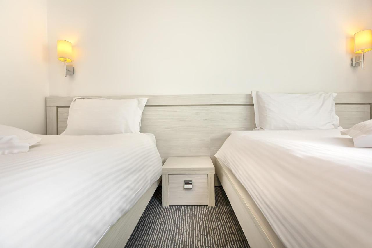 Alex&George Boutique Hotel Cluj-Napoca Exteriör bild