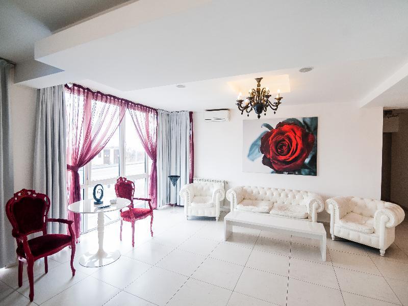 Alex&George Boutique Hotel Cluj-Napoca Exteriör bild