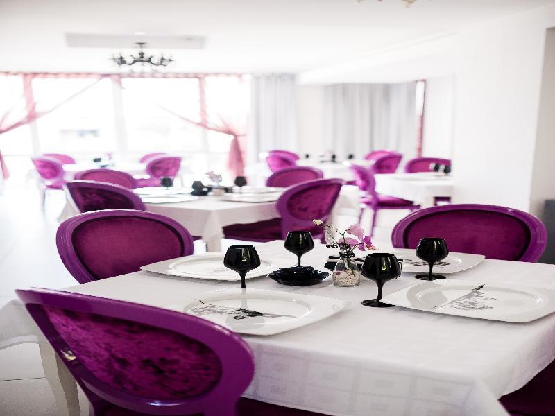Alex&George Boutique Hotel Cluj-Napoca Exteriör bild